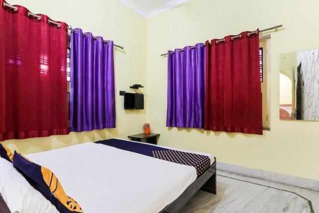Balajee Residency Hotell Gaya Exteriör bild